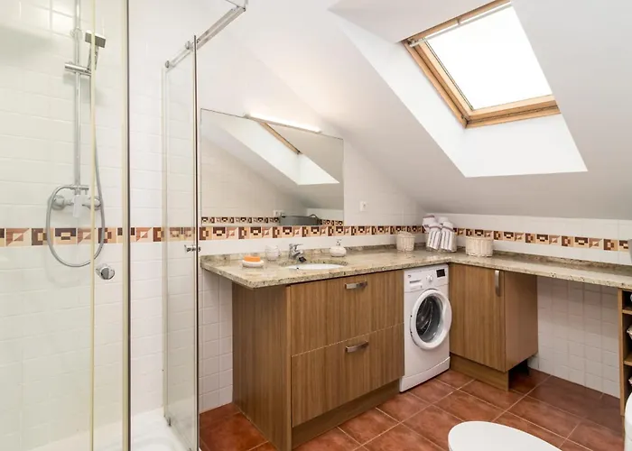 Deluxe Con Bano Privado Y Terraza Cartes